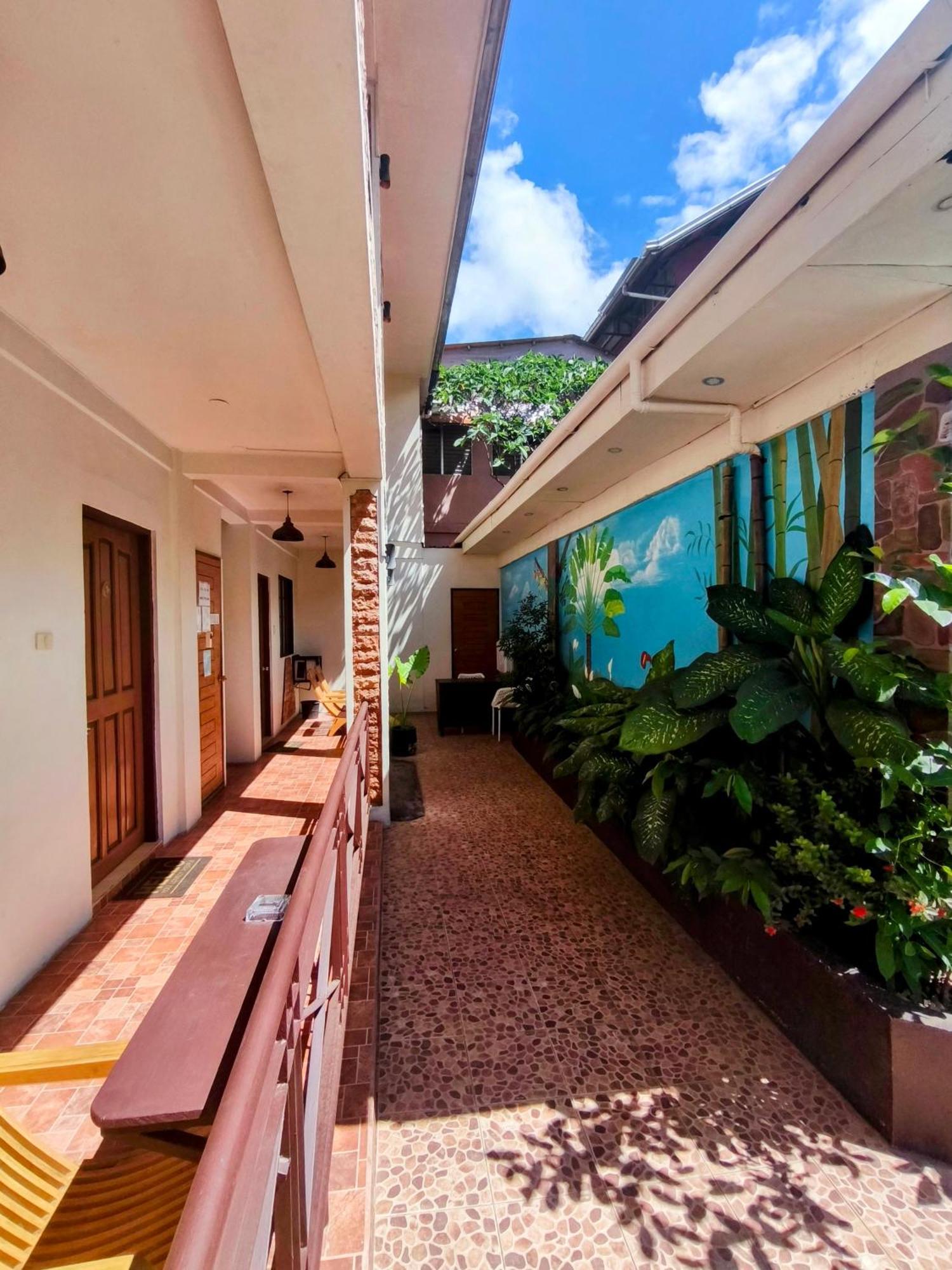 Digital Nomad Place - City Center Coron Bagian luar foto